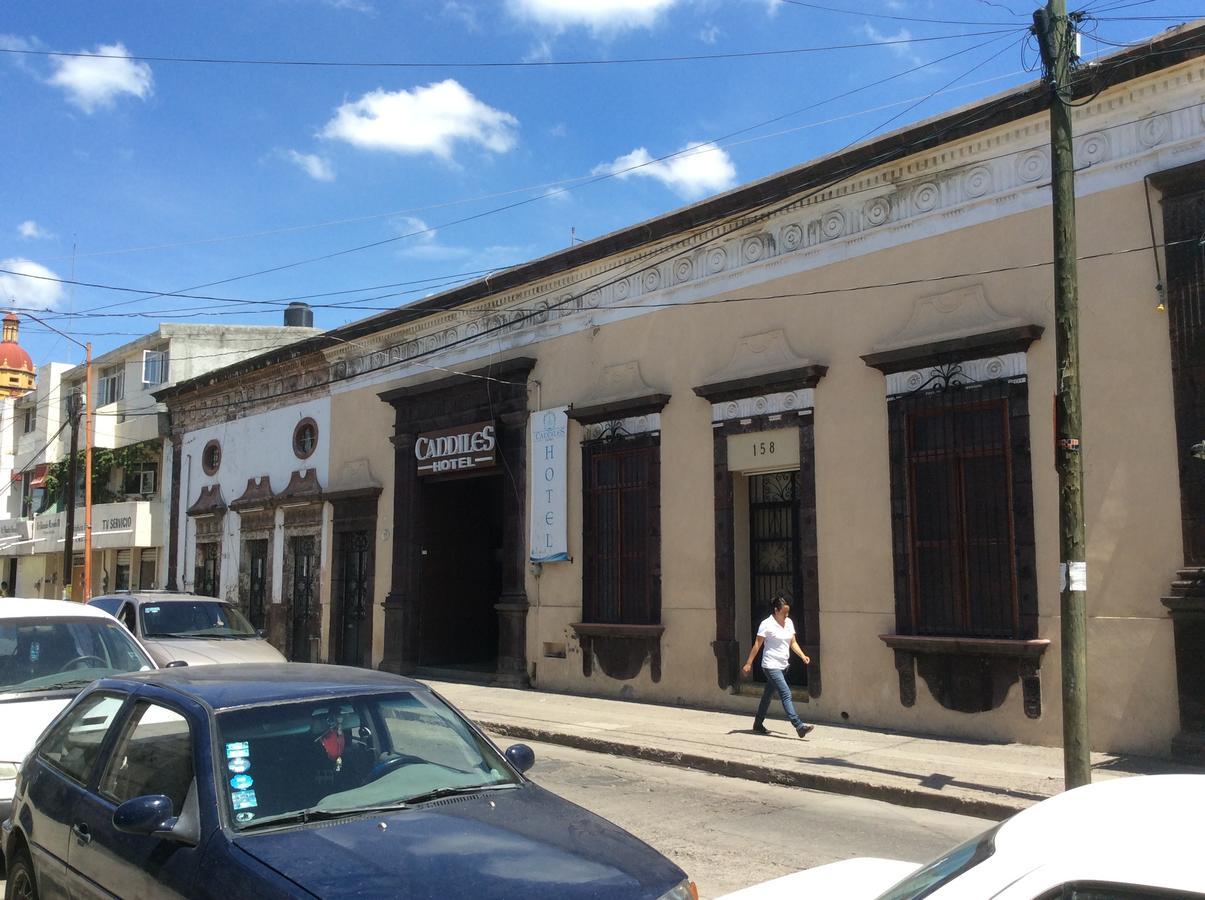 Hotel Candiles Valle de Santiago Exterior photo